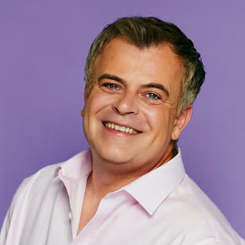 Simon Gregson Age, Net Worth, Height, Facts